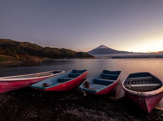 Boats & Fuji